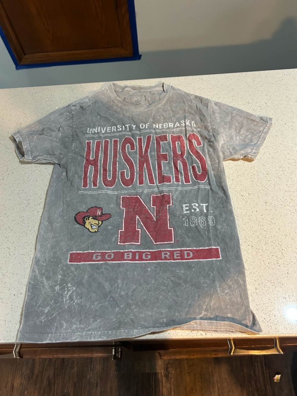 Grey and red Nebraska Huskers t-shirt #college #NCAA